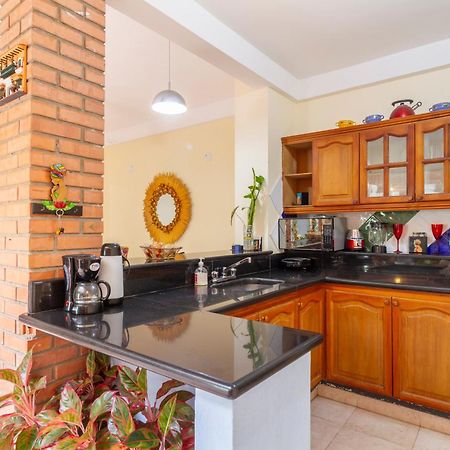 Hostal Cartagonova - Habitaciones Privadas Y Amplias Cerca A Zonas Turisticas Cartagena Екстериор снимка
