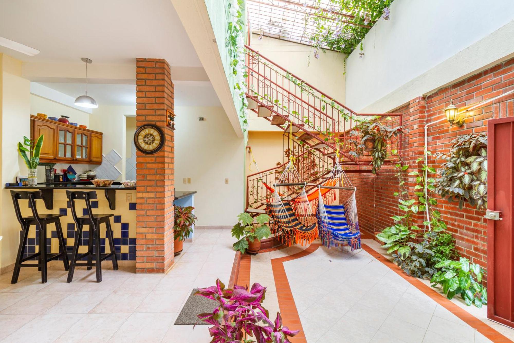 Hostal Cartagonova - Habitaciones Privadas Y Amplias Cerca A Zonas Turisticas Cartagena Екстериор снимка